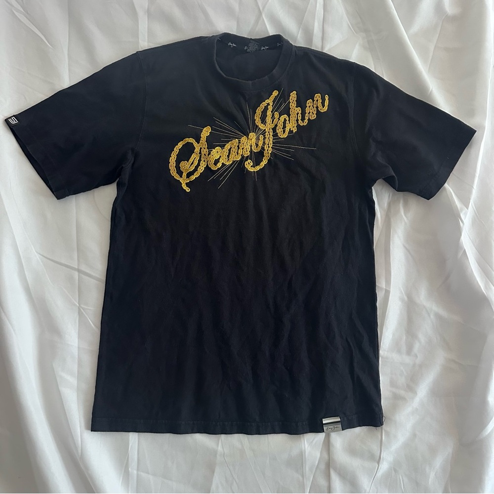 Size L: 2000s x Sean Jean Tee x Gold Black Print x Y2K